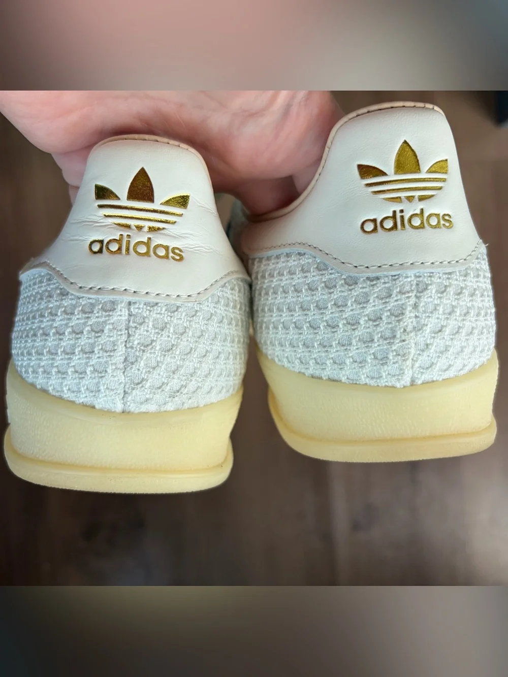 adidas Gender Inclusive Gazelle Mesh Retro Sneaker size 9